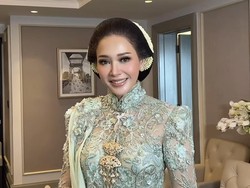 Maia Estianty Tampil Elegan di Akad Nikah Al Ghazali, Harga Cincinnya Rp 4 M