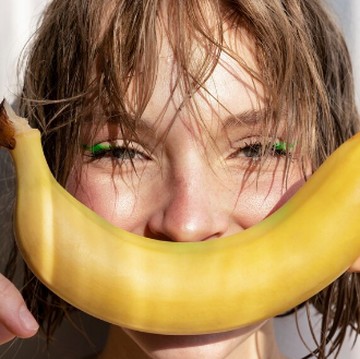 5 Manfaat Masker Pisang untuk Kesehatan Rambut, Bisa Bikin di Rumah!