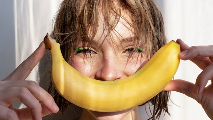 5 Manfaat Masker Pisang untuk Kesehatan Rambut, Bisa Bikin di Rumah!