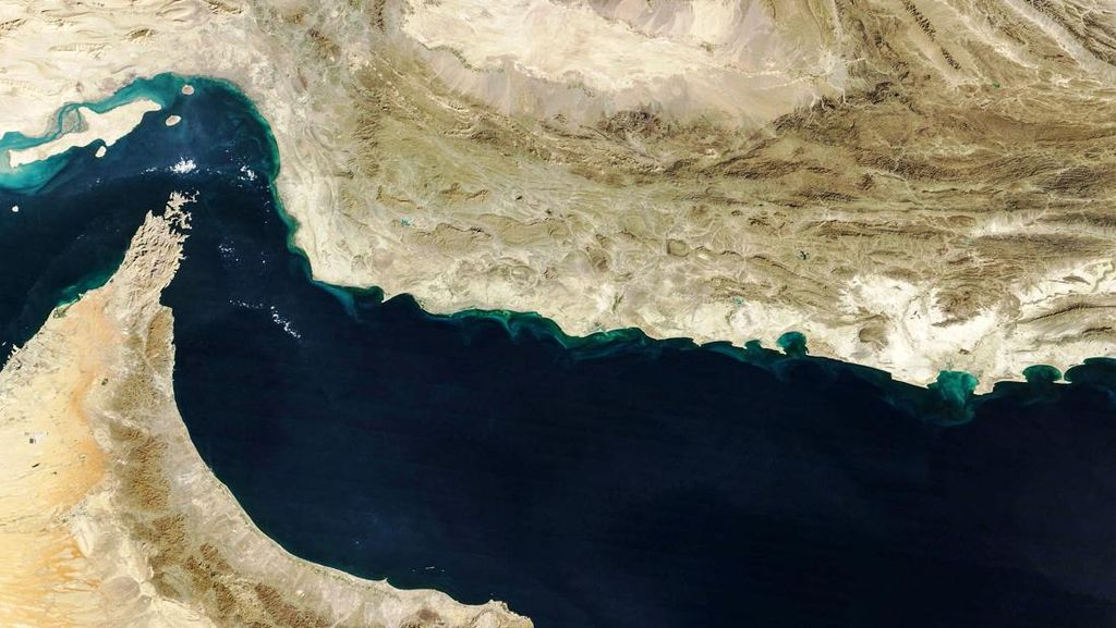 UAE Sebut Peluang Kesepakatan AS-Iran soal Selat Hormuz '50:50'