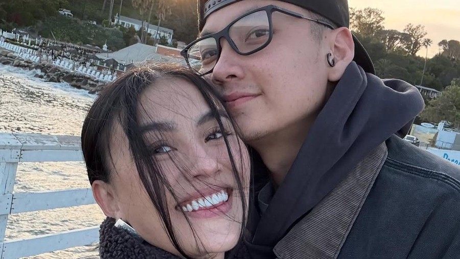 Agnez Mo dan Adam Rosadi