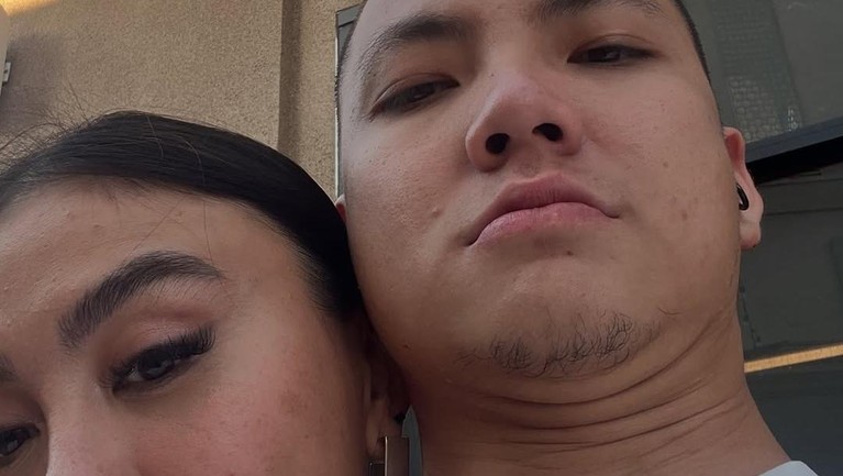 Agnez Mo dan Adam Rosyadi