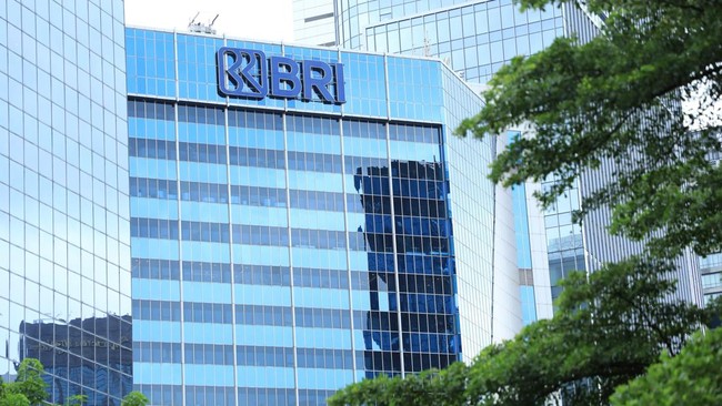 Jelang libur panjang di akhir Juni 2025, BRI memastikan beragam layanan perbankan tetap dapat diakses masyarakat dengan nyaman.