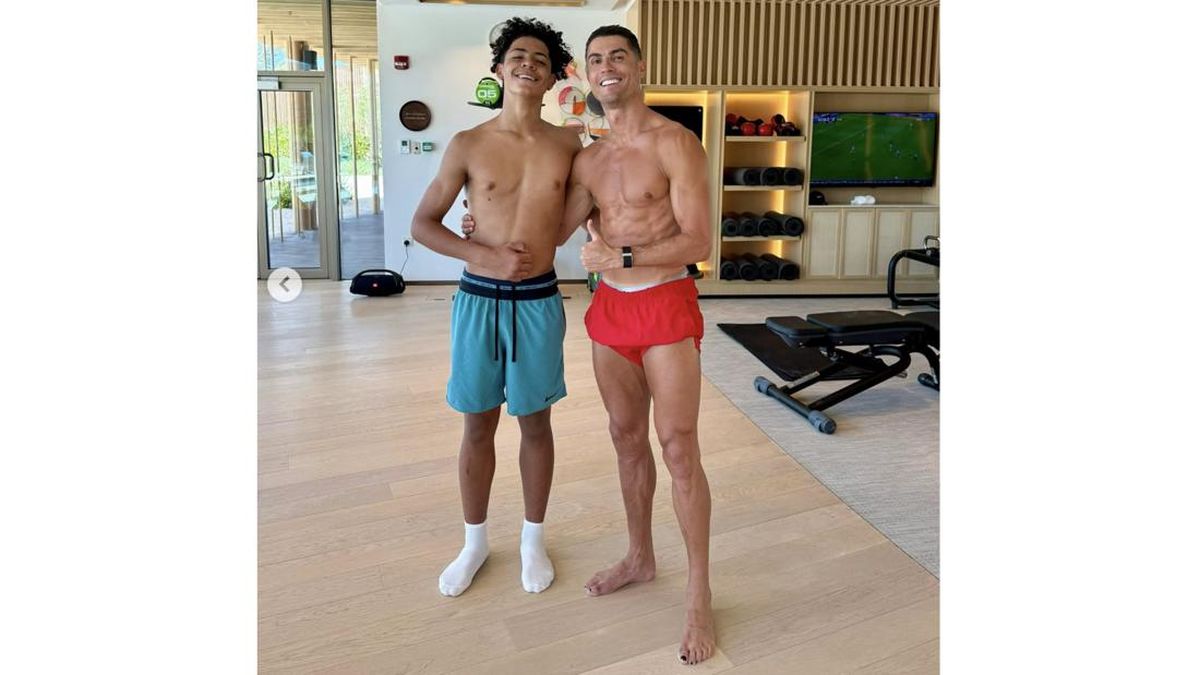 Alasan Jenius Ronaldo di Balik Cat Kuku Jempol Kaki