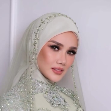 Bagaimana Reaksi Mulan Jameela Saat Ahmad Dhani Serang Maia Estianty?