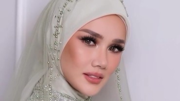 Bagaimana Reaksi Mulan Jameela Saat Ahmad Dhani Serang Maia Estianty?