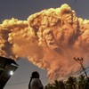 Gunung Lewotobi Kembali Erupsi Disertai Dentuman dan Gemuruh