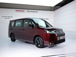 Honda Step Wgn Hybrid Dipastikan Debut di GIIAS 2025, Siapin Duit!