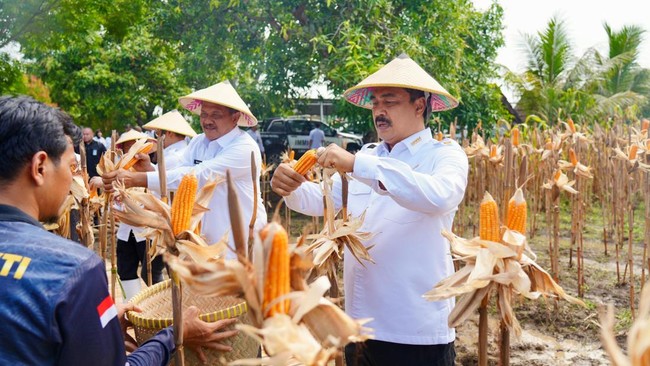 Menteri Imigrasi dan Pemasyarakatan (Imipas) Agus Andrianto melakukan kunjungan kerja ke sejumlah Unit Pelaksana Teknis (UPT) Pemasyarakatan di Jawa Tengah.