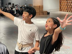 Intip Latihan Musikal Petualangan Sherina, Siap Terbius Aksi Sadam-Sherina Lagi?