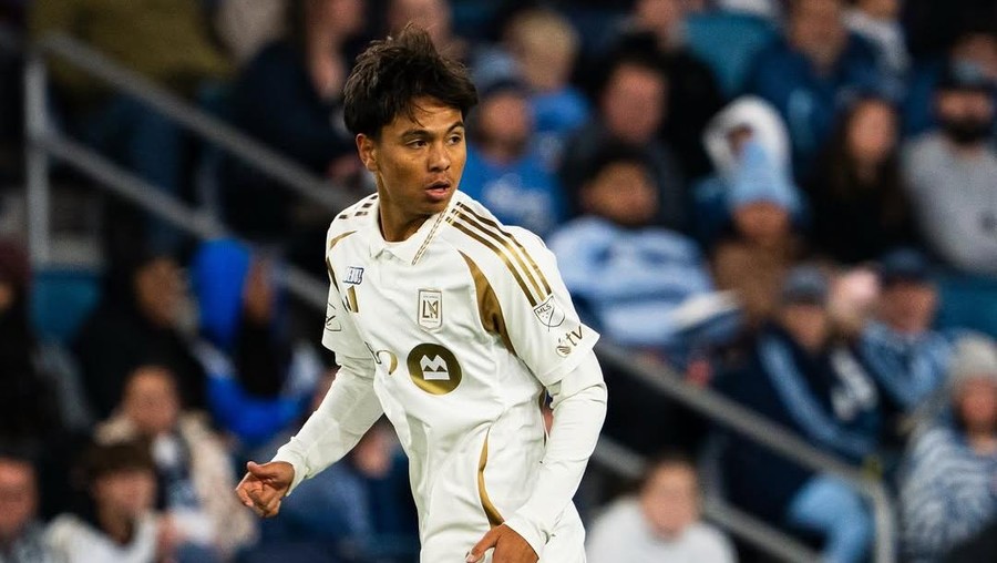 Adrian Wibowo pemain LAFC keturunan Indonesia