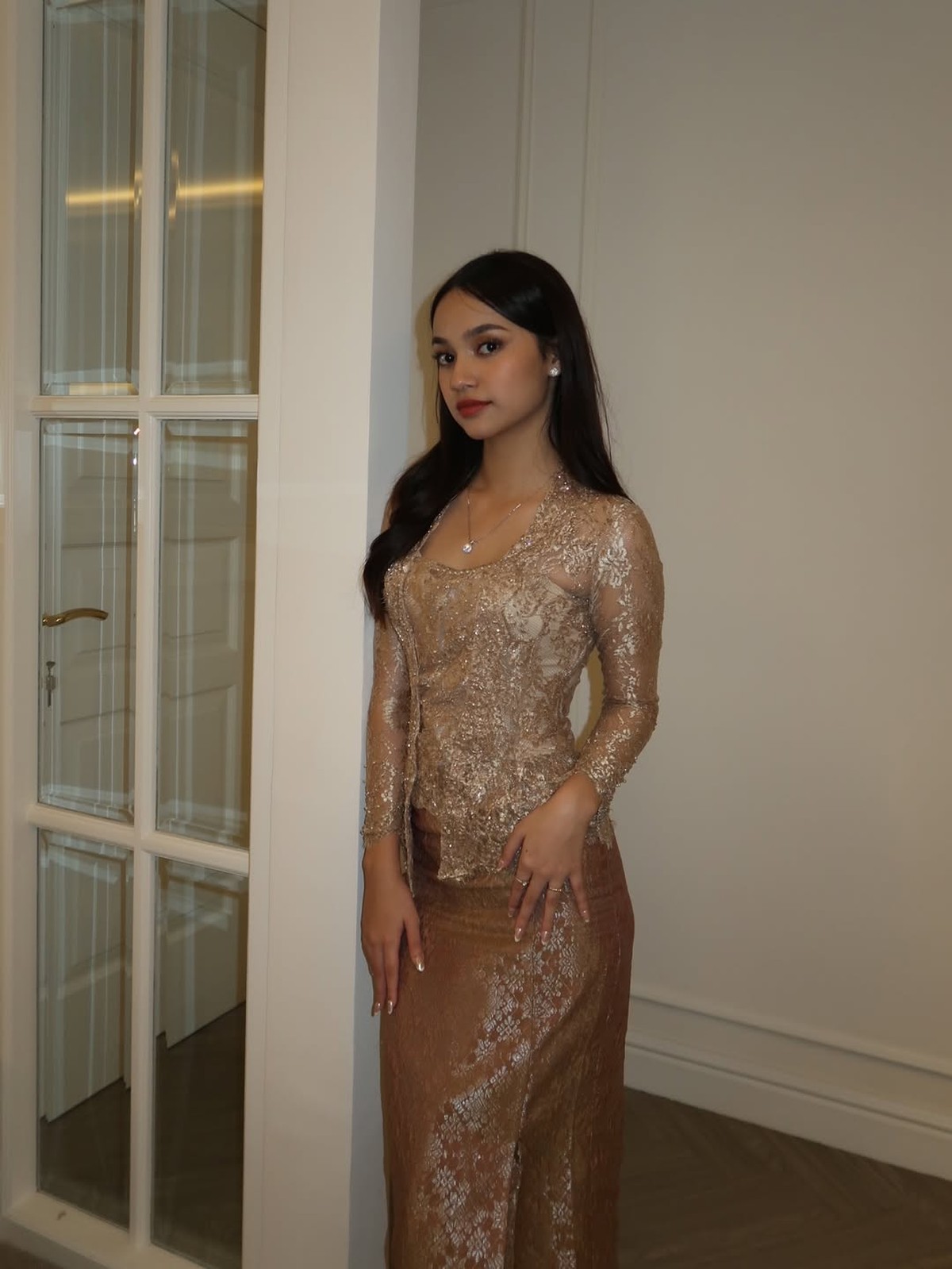 Sydney Putri Cut Tary