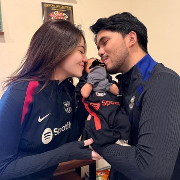 Thariq Halilintar Pamer Isi KK usai Punya Anak, Ini Isinya