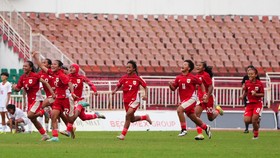 FOTO: Timnas Indonesia Rayakan Peringkat Ketiga Piala AFF U-19 Putri