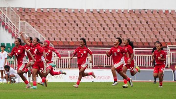 Liputan Olahraga CNN Sport : FOTO: Timnas Indonesia Rayakan Peringkat Ketiga Piala AFF U-19 Putri