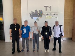 Turis China & India Dideportasi dari Batam, Ketahuan Overstay 2 Bulan