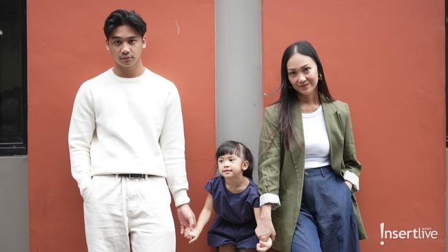 Anak Artis Jualan Sate? Ini Cerita Bevan, Putra Nola B3