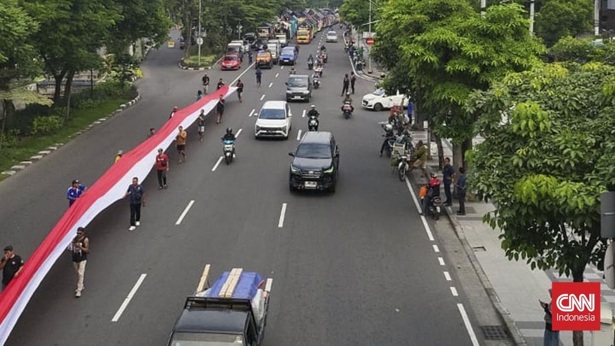 Ratusan Sopir Truk Jatim Gelar Aksi Mogok di Surabaya