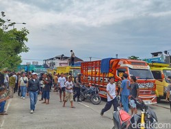 Gelombang Protes RUU ODOL dari Sopir Truk di Jabar