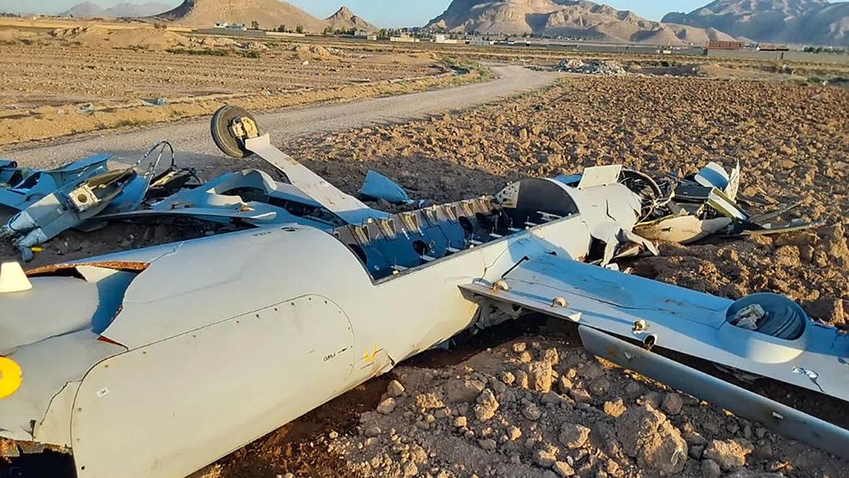 Iran Tembak Hancur Drone Hermes 900 Canggih Israel