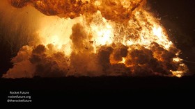 Roket Starship SpaceX Meledak Lagi Saat Uji Coba, Api Berkobar