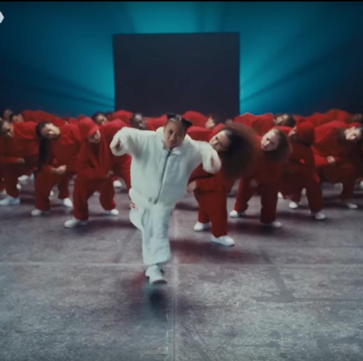 <p>Melalui beberapa <em>postingan</em> di media sosial, tampaknya Miyu telah berhasil menjuarai beberapa kompetisi <em>dance.</em> Mulai dari juara 1 Allstyle Teeneger Side at FEEDBACK KOREA 2024, juara 1 U-15 BATTLE AFTER SCHOOL 2024 di Jepang, hingga juara 1 Division Showcases World of Dance Indonesia 2025. (Foto: YouTube The CHOOM)</p>