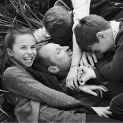 Cute! Keluarga Kerajaan Inggris Pamer Potret Manis Buat Rayakan Hari Ayah