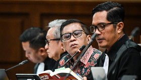 Teman Kuliah Sebut Hasto Mengeluh Dicatut untuk Kasih Jabatan Tertentu
