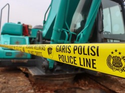 Polresta Cirebon Tutup Tambang Ilegal di Beber, Puluhan Truk Diamankan