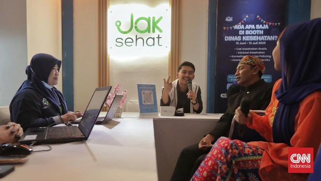 Dinkes DKI Jakarta menawarkan cek kesehatan gratis, konseling psikolog, dan edukasi kesehatan gratis selama PRJ 2025.