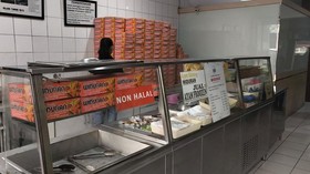 Rumah Makan Ayam Goreng Widuran Buka Lagi Usai Polemik Tak Halal
