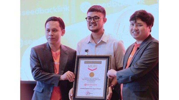 Jadi Komunitas Blogger Terbanyak di Dunia, seedbacklink Pecahkan Rekor MURI!