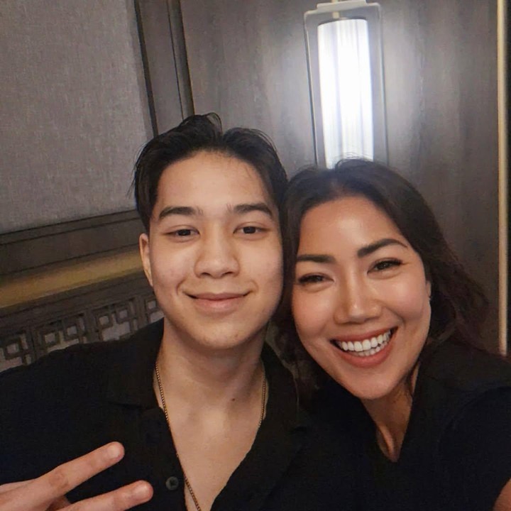 <p>Inge juga tak lupa mengabadikan fotonya bersama Marco yang hari itu tengah berulang tahun. Inge terlihat bahagia bisa merayakan ulang tahun sang putra yang telah beranjak dewasa. Momen perayaan ulang tahun ini seperti menepis kabar hubungan Inge dan Ari yang renggang usai bercerai. (Foto: Instagram @inge_anugrah)</p>