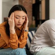 Hati-hati! Ini 5 Tanda Kamu Jatuh Cinta dengan Orang yang Perlahan Menghancurkan Hidupmu