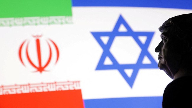 Juru bicara Kementerian Luar Negeri Iran, Esmail Baghaei menekankan Teheran akan melakukan serangan balasan sebagai hak membela diri.