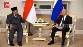 VIDEO: Sambut Prabowo, Putin Ungkap Kerja Sama di Bidang Militer