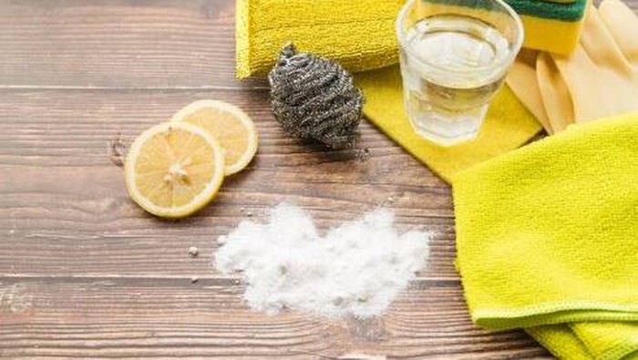 img-title 3 Bahan Alami yang Ampuh Angkat Noda Membandel di Kompor, Dapur Jadi Kinclong Tanpa Ribet!