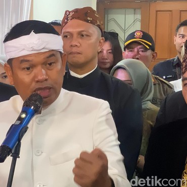 Reaksi Dedi Mulyadi Disiram Air Saat Kunjungan Kerja di Bekasi