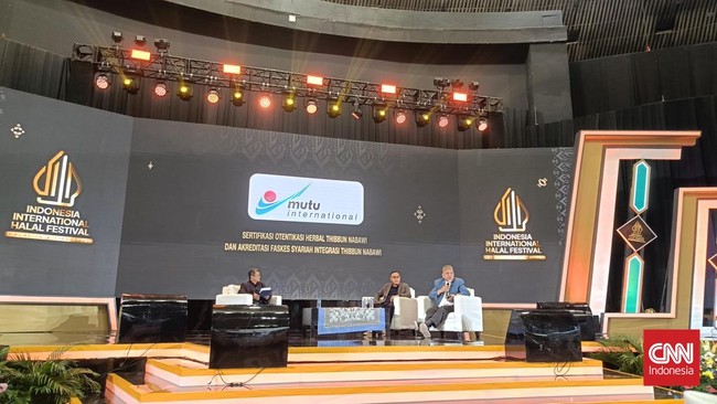 BPJPH Beri Penghargaan dan Laptop ke LP3H & P3H Terbaik di IIHF 2025 BPJPH akan memberikan penghargaan dan hadiah berupa laptop bagi LP3H dan P3H berkinerja terbaik.