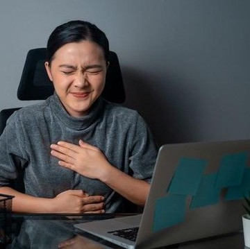 7 Buah dan Sayuran Terbaik yang Bisa Dikonsumsi oleh Penderita Asam Lambung