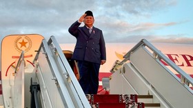 Prabowo Kembali ke RI, Langsung ke Medan Pimpin Penanganan Bencana