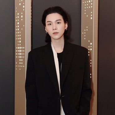 Bikin Sejarah Baru, SUGA BTS Beri Donasi Terbesar ke Rumah Sakit