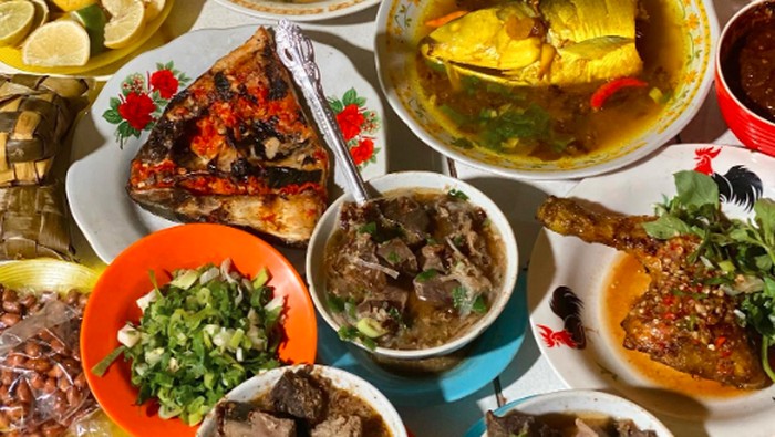 Tak Hanya Pisang Ijo, Ini 5 Makanan Khas Makassar yang Wajib Kamu Coba