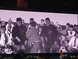 Juicy Luicy Bikin Baper Lapangan Banteng di Malam Puncak HUT Jakarta 2025