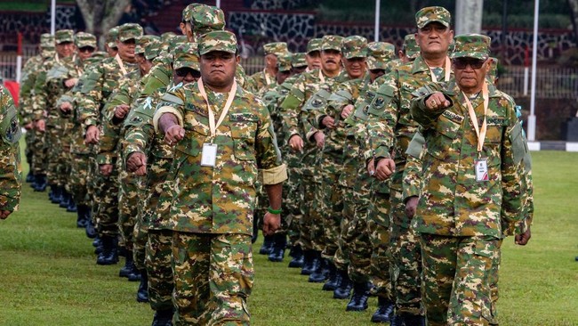 Wamendagri resmi menutup retret kepala daerah gelombang kedua di kampus Institut Pendidikan Dalam Negeri (IPDN), Jatinangor, Sumedang, Jawa Barat, Kamis (26/6).
