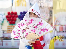 Sinopsis 'Head Over Heels', Drama Korea yang Sajikan Kisah Cinta Pertama Dukun Muda