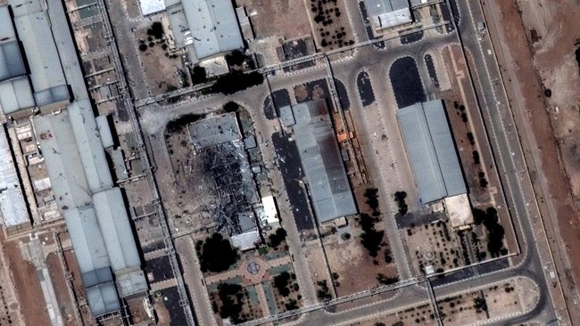 Iran klaim sedang membangun pabrik-pabrik senjata yang tersebar di beberapa negara.