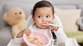 Warganet berseloroh menu makan Erling Haaland bisa dijadikan inspirasi MPASI.