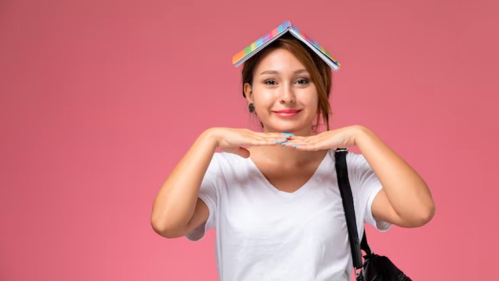 img-title Inspirasi Makeup Natural Anti Ribet buat Kamu yang Pagi-pagi Harus ke Kampus