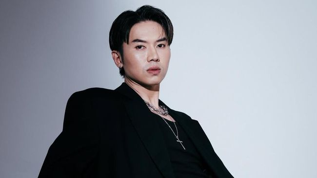 Rafael Tan Oplas Bagian Mata, Disebut Tak Mirip Park Seo Joon Lagi